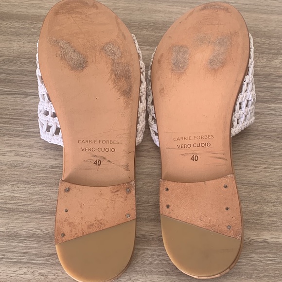 Carrie Forbes | White Woven Slides Sandals! Size 40 - Picture 4 of 5